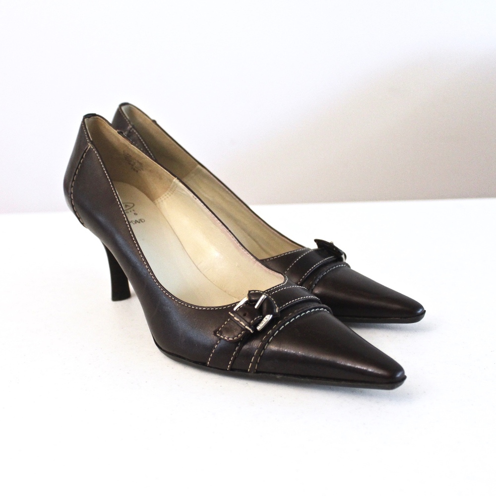 Circa Comfort 365 Joan and David dark brown heels!